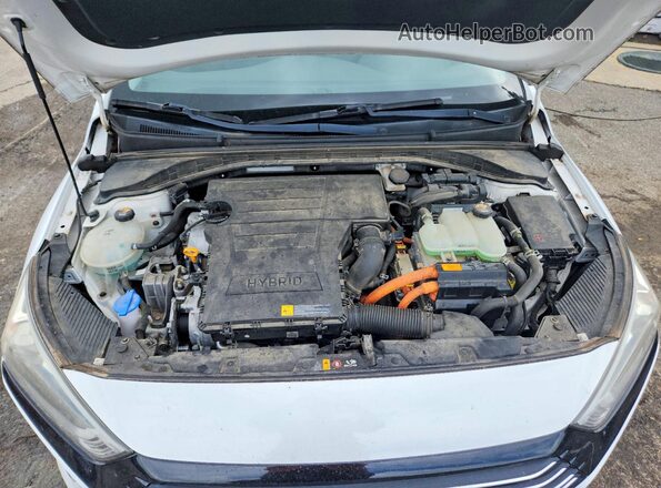 KMHC75LCXHU028397 2017 HYUNDAI IONIQ White Սալոնի հետևի տեսք