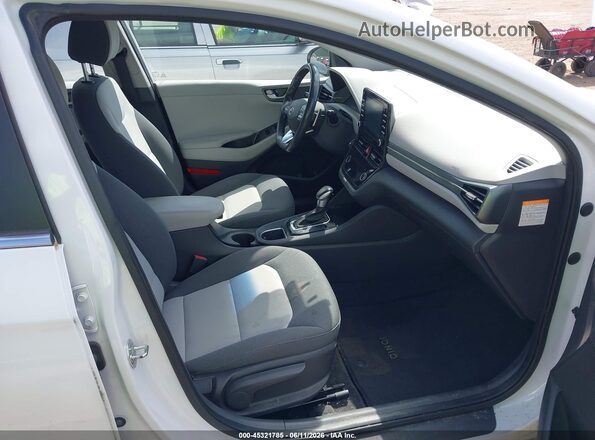 KMHC75LD5LU241128 2020 HYUNDAI IONIQ PLUG-IN HYBRID Белый Вид салона спереди