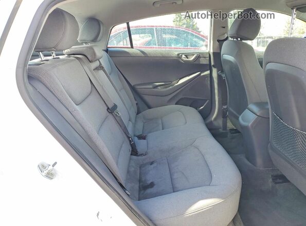 KMHC75LJ4LU072354 2020 HYUNDAI IONIQ White უკანა სავარძლების ხედი