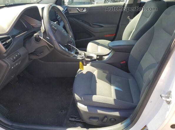 KMHC85LC7LU239921 2020 HYUNDAI IONIQ White Вид салону спереду