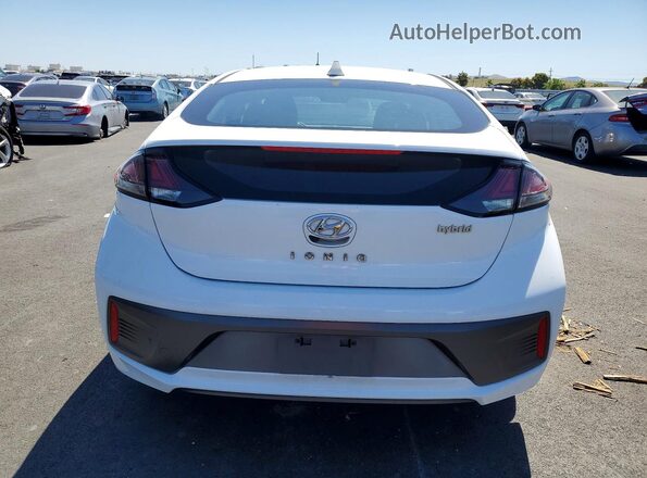KMHC85LC7LU239921 2020 HYUNDAI IONIQ White Вид ззаду