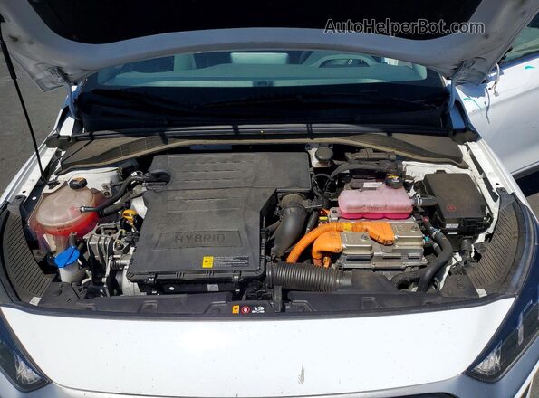 KMHC85LC7LU239921 2020 HYUNDAI IONIQ White Вид задньої частини салону