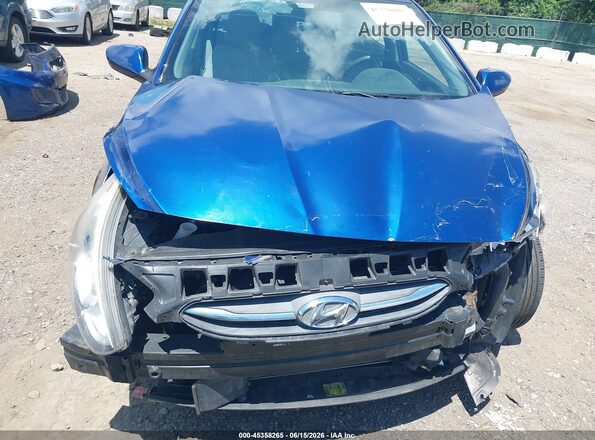 KMHCT4AE0GU990247 2016 HYUNDAI ACCENT Blue Front view