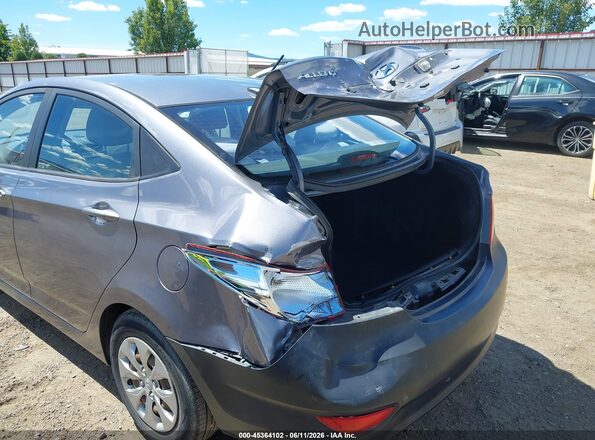 KMHCT4AE0GU997618 2016 HYUNDAI ACCENT Gray Rear interior view