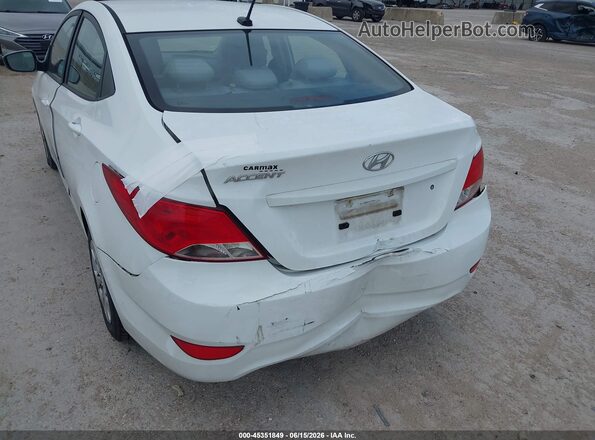 KMHCT4AE0HU237612 2017 HYUNDAI ACCENT White წინა ხედი