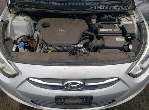 KMHCT4AE1GU953059 2016 HYUNDAI ACCENT Silver Вид задньої частини салону