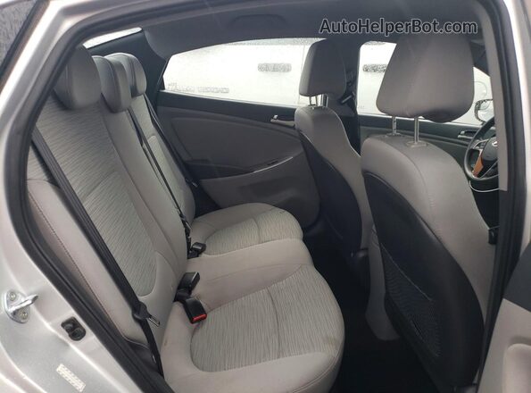 KMHCT4AE1GU953059 2016 HYUNDAI ACCENT Silver Вид задніх сидінь