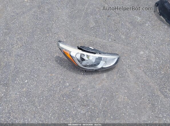 KMHCT4AE1HU182278 2017 HYUNDAI ACCENT Gray Instrument cluster view