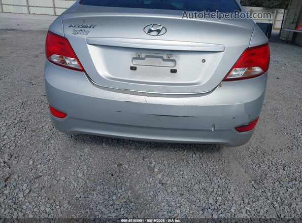 KMHCT4AE1HU203310 2017 HYUNDAI ACCENT Silver Vista frontal