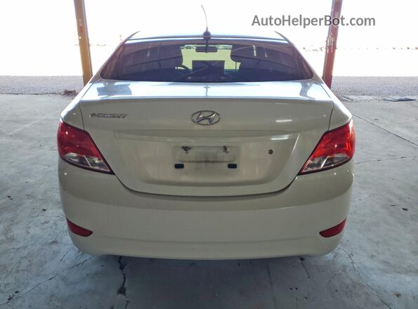 KMHCT4AE2GU000232 2016 HYUNDAI ACCENT White 