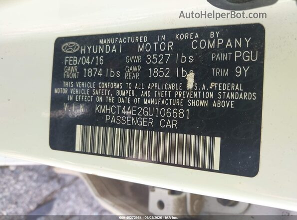 KMHCT4AE2GU106681 2016 HYUNDAI ACCENT White 