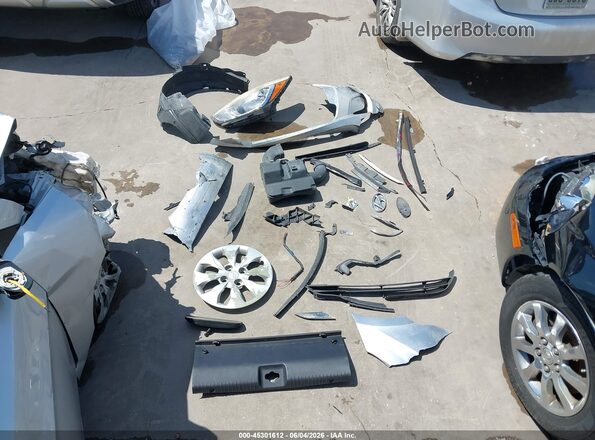 KMHCT4AE2GU961882 2016 HYUNDAI ACCENT Silver ხელსაწყოთა პანელის ხედი