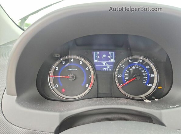 KMHCT4AE2HU393067 2017 HYUNDAI ACCENT Gray ხელსაწყოთა პანელის ხედი