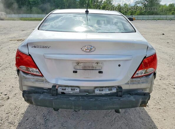 KMHCT4AE3GU122355 2016 HYUNDAI ACCENT Silver უკანა ხედი