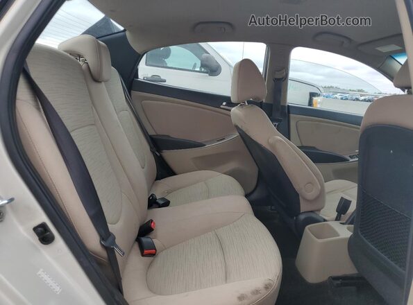 KMHCT4AE4GU079449 2016 HYUNDAI ACCENT White 
