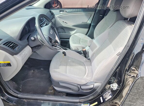 KMHCT4AE4GU973189 2016 HYUNDAI ACCENT Black Front interior view