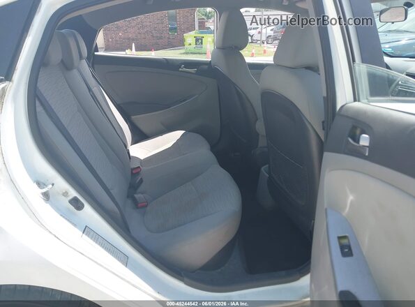 KMHCT4AE4HU201390 2017 HYUNDAI ACCENT White Vista de la etiqueta del VIN