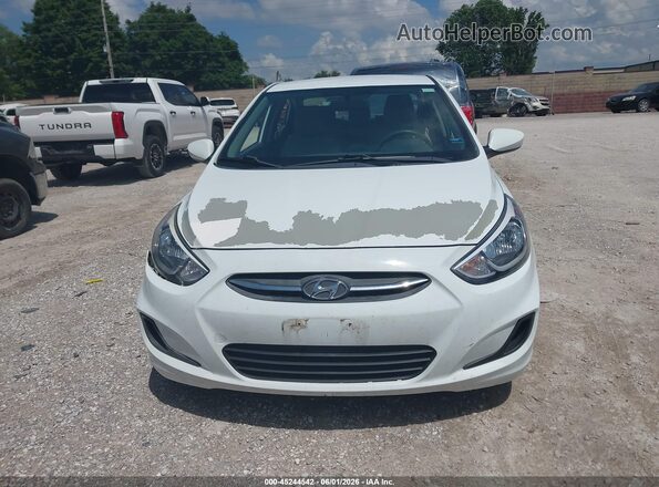 KMHCT4AE4HU201390 2017 HYUNDAI ACCENT White Vista interior trasera