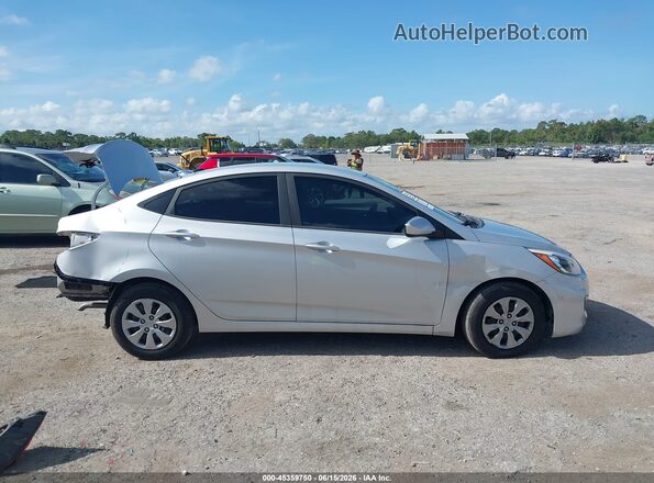 KMHCT4AE4HU320623 2017 HYUNDAI ACCENT Silver Вид задньої частини салону
