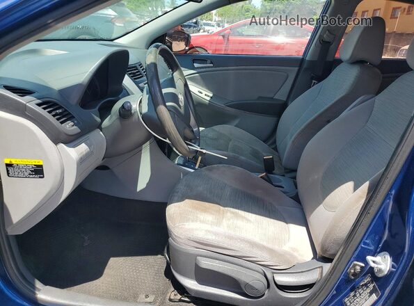 KMHCT4AE5HU249903 2017 HYUNDAI ACCENT Blue Вид салону спереду