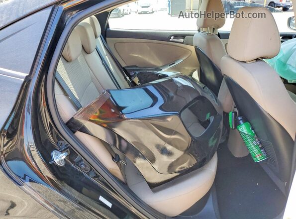 KMHCT4AE6GU085401 2016 HYUNDAI ACCENT Black უკანა სავარძლების ხედი