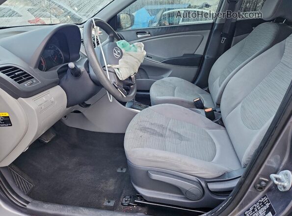 KMHCT4AE6GU948469 2016 HYUNDAI ACCENT Серый Вид салона спереди