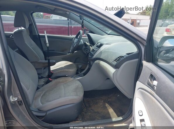 KMHCT4AE6HU377597 2017 HYUNDAI ACCENT Gray Սալոնի դիմացի տեսք