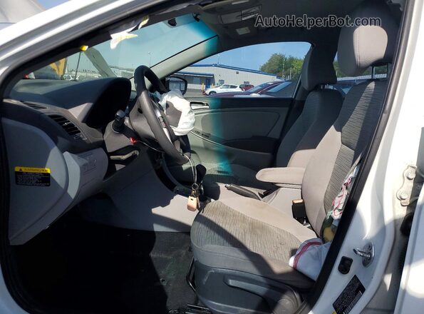 KMHCT4AE7GU952000 2016 HYUNDAI ACCENT White Вид салону спереду