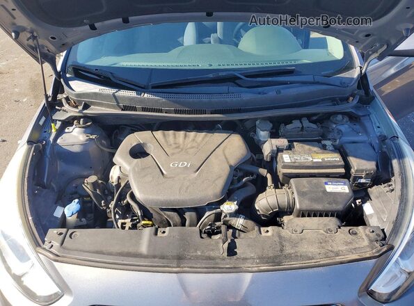 KMHCT4AE8HU269594 2017 HYUNDAI ACCENT Silver Вид задньої частини салону