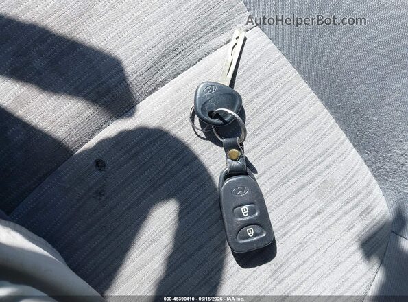 KMHCT4AE9GU081150 2016 HYUNDAI ACCENT Gray 
