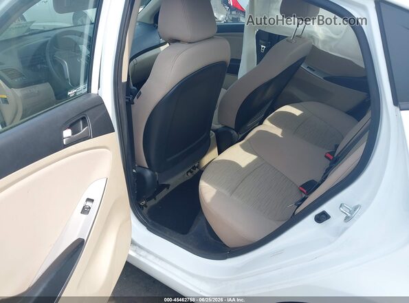 KMHCT4AE9HU271435 2017 HYUNDAI ACCENT White Вид наклейки з VIN-кодом