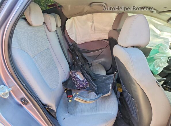KMHCT4AEXHU184207 2017 HYUNDAI ACCENT Gray Вид задніх сидінь