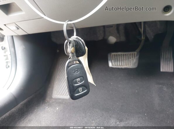 KMHCT5AE0GU246959 2016 HYUNDAI ACCENT White Առջևի վահանակի տեսք