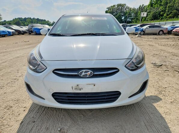 KMHCT5AE0HU341491 2017 HYUNDAI ACCENT White Դիմացի տեսք