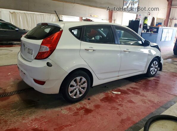 KMHCT5AE1HU311979 2017 HYUNDAI ACCENT White Rear right