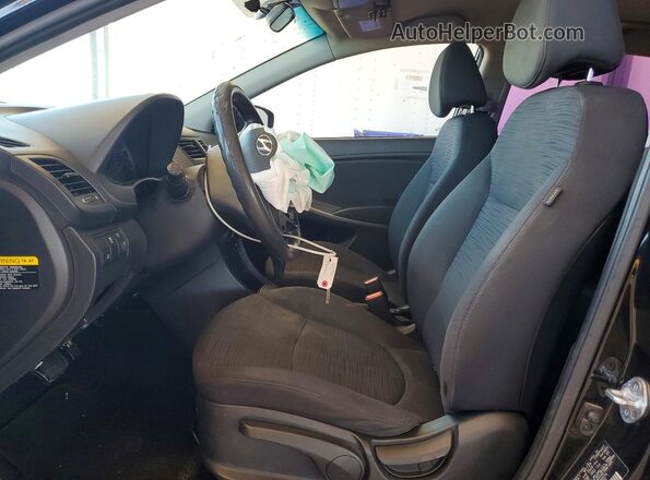 KMHCT5AE2GU289974 2016 HYUNDAI ACCENT Black Սալոնի դիմացի տեսք