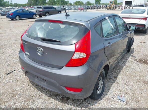 KMHCT5AE2HU319217 2017 HYUNDAI ACCENT Gray Trasero derecho