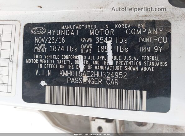 KMHCT5AE2HU324952 2017 HYUNDAI ACCENT White Շարժիչի բաժամունքի տեսք
