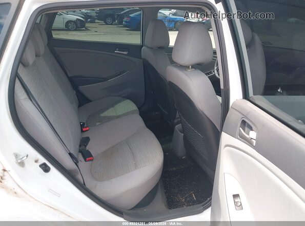 KMHCT5AE2HU324952 2017 HYUNDAI ACCENT White VIN կոդի պիտակի տեսք