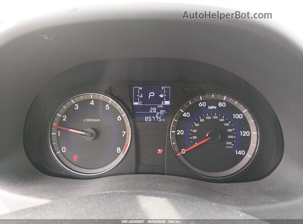 KMHCT5AE3GU285979 2016 HYUNDAI ACCENT White Հետևի նստատեղերի տեսք