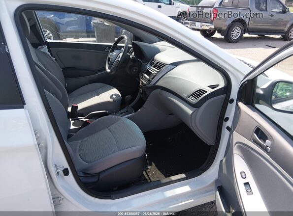 KMHCT5AE3GU285979 2016 HYUNDAI ACCENT White Սալոնի դիմացի տեսք