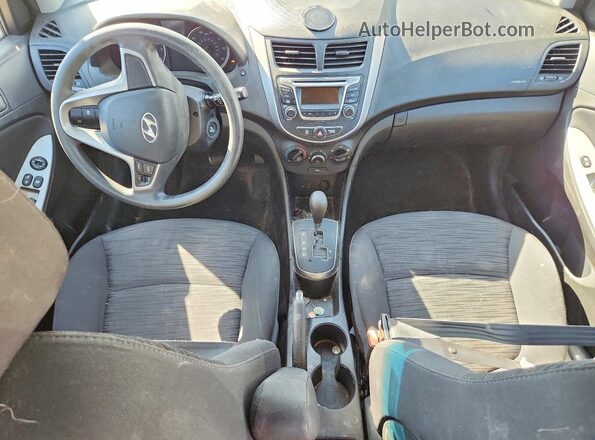 KMHCT5AE5HU325481 2017 HYUNDAI ACCENT Blue Dashboard view