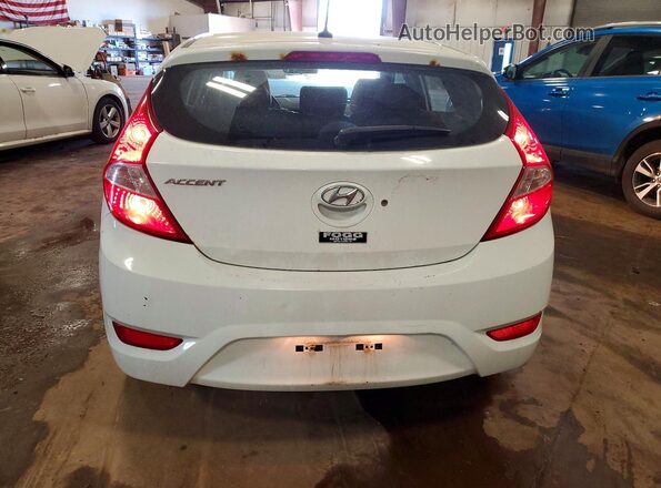 KMHCT5AE6GU252796 2016 HYUNDAI ACCENT White 