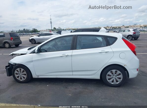 KMHCT5AE7GU248224 2016 HYUNDAI ACCENT White 