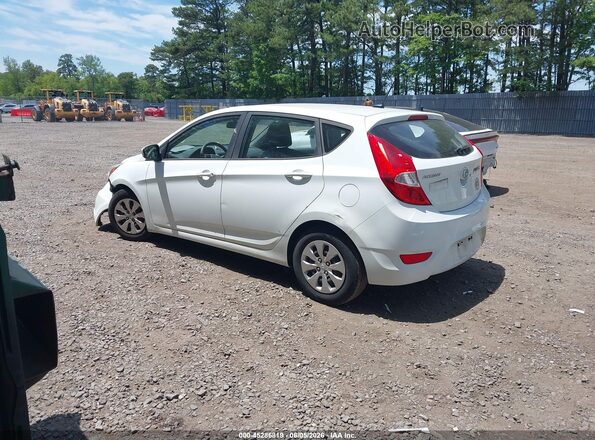 KMHCT5AE7GU287749 2016 HYUNDAI ACCENT Silver 