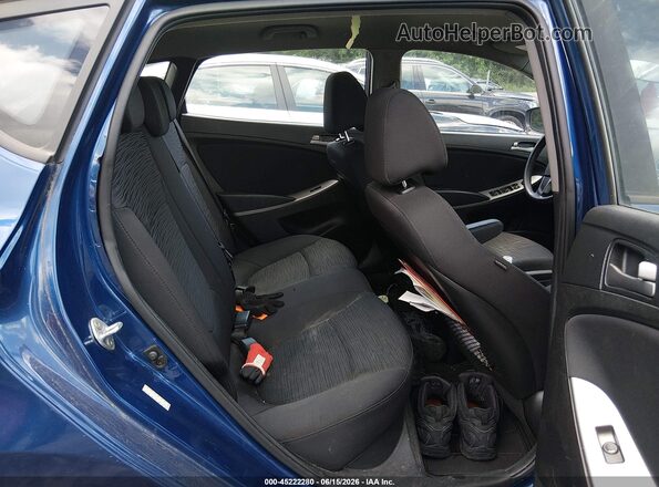 KMHCT5AE8HU316404 2017 HYUNDAI ACCENT Blue 