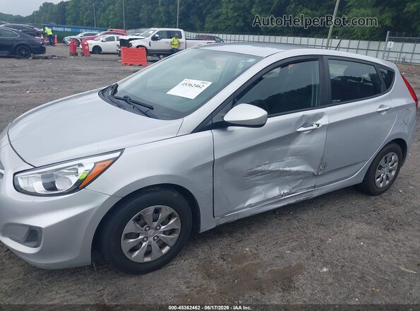 KMHCT5AE8HU338354 2017 HYUNDAI ACCENT Silver Vista frontal