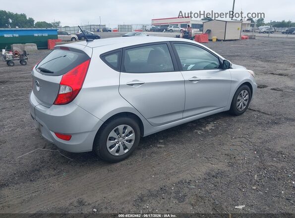 KMHCT5AE8HU338354 2017 HYUNDAI ACCENT Silver Trasero derecho