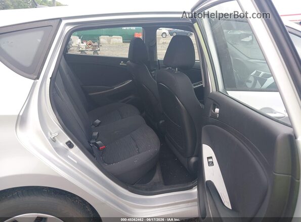 KMHCT5AE8HU338354 2017 HYUNDAI ACCENT Silver Vista de la etiqueta del VIN