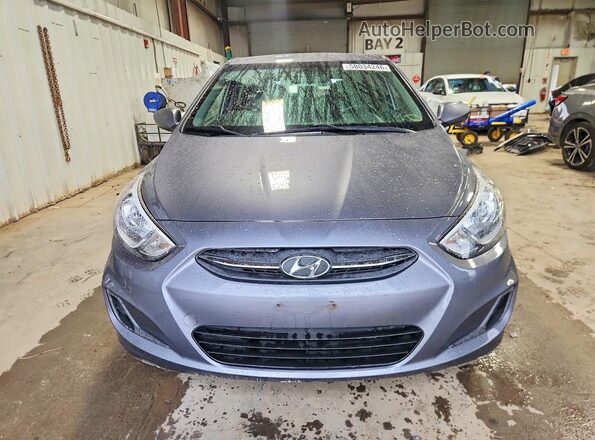 KMHCT5AE9HU343420 2017 HYUNDAI ACCENT Gray Widok z przodu